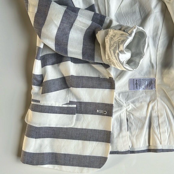 Banana Republic stripped Blazer navy blue and white Linen and Cotton mix - Picture 5 of 8